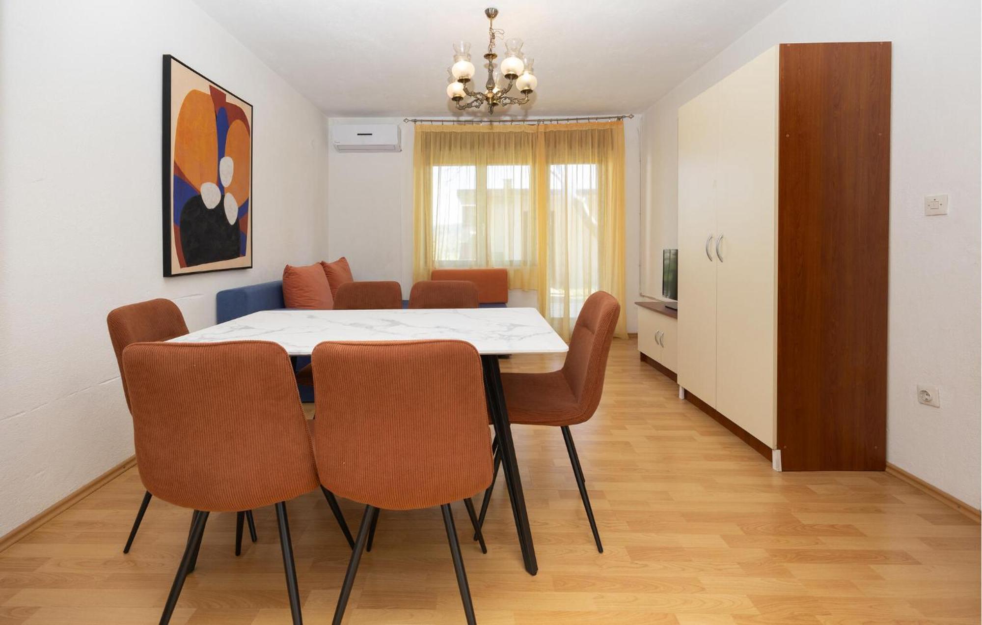 3 Bedroom Gorgeous Apartment In Трогир Экстерьер фото